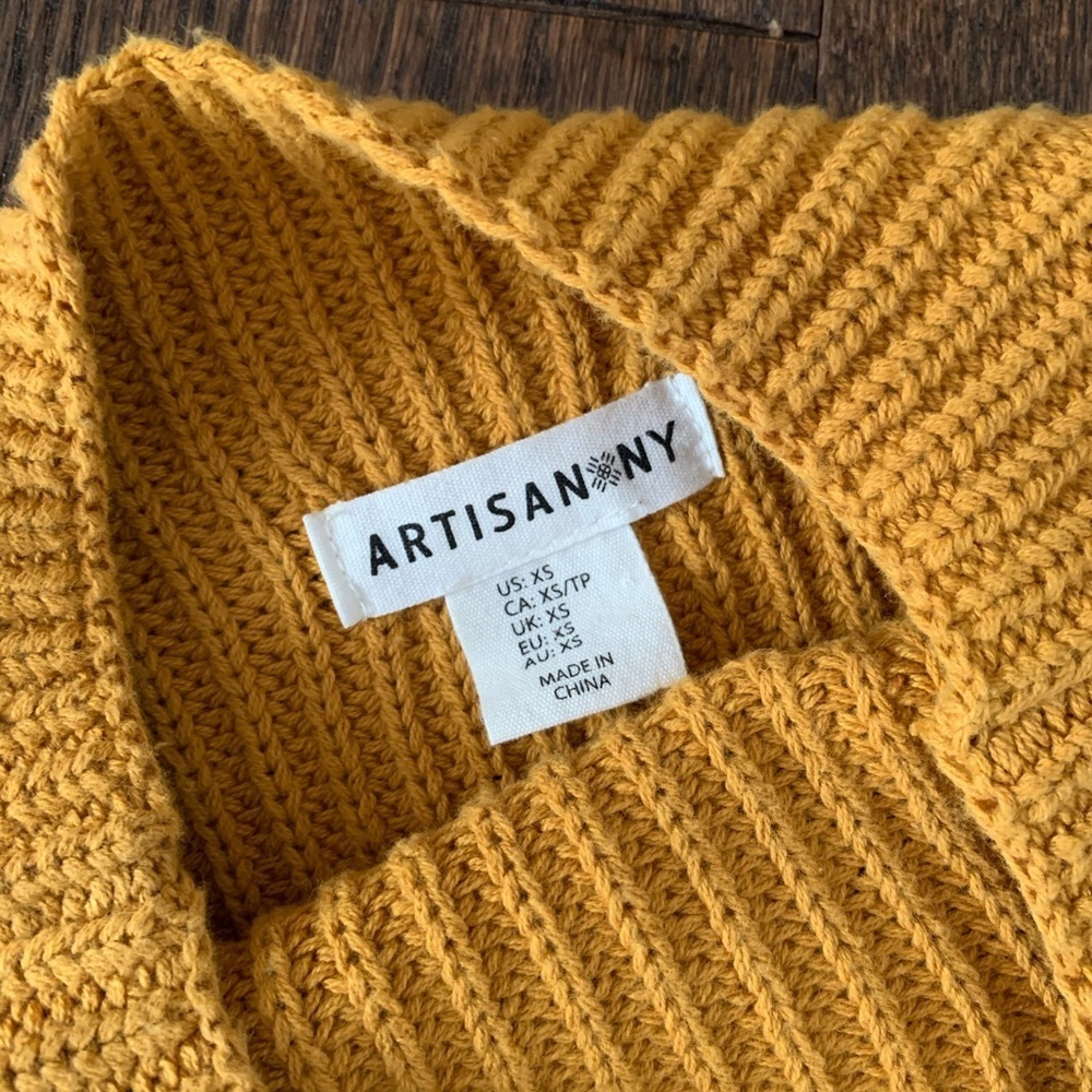 Artisan NY Mustard Yellow Ribbed Knit Mock Neck Sleeveless Tunic Top XSmall - Picture 3 of 5
